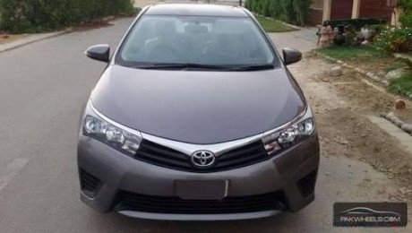 Toyota GLI 2016