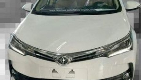 New Toyota Corolla GLI 2018 with driver