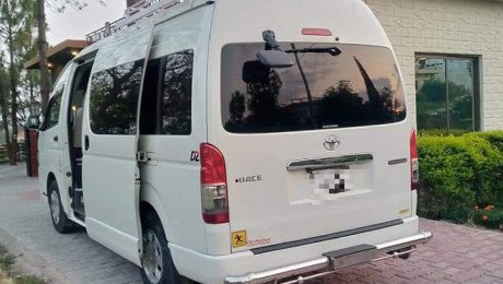 Toyota Hiace Grand Cabin